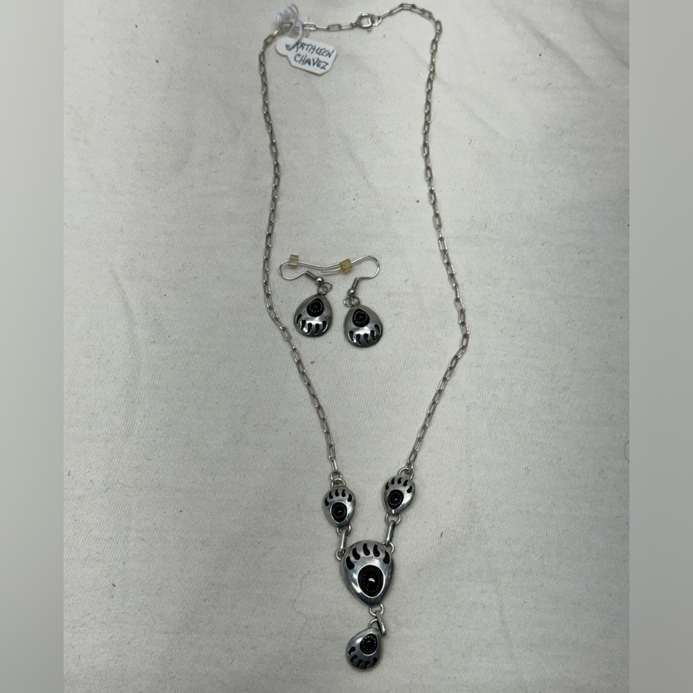 Native American Indian Navajo Kathleen Chavez Necklace Earring Set Bear Claw